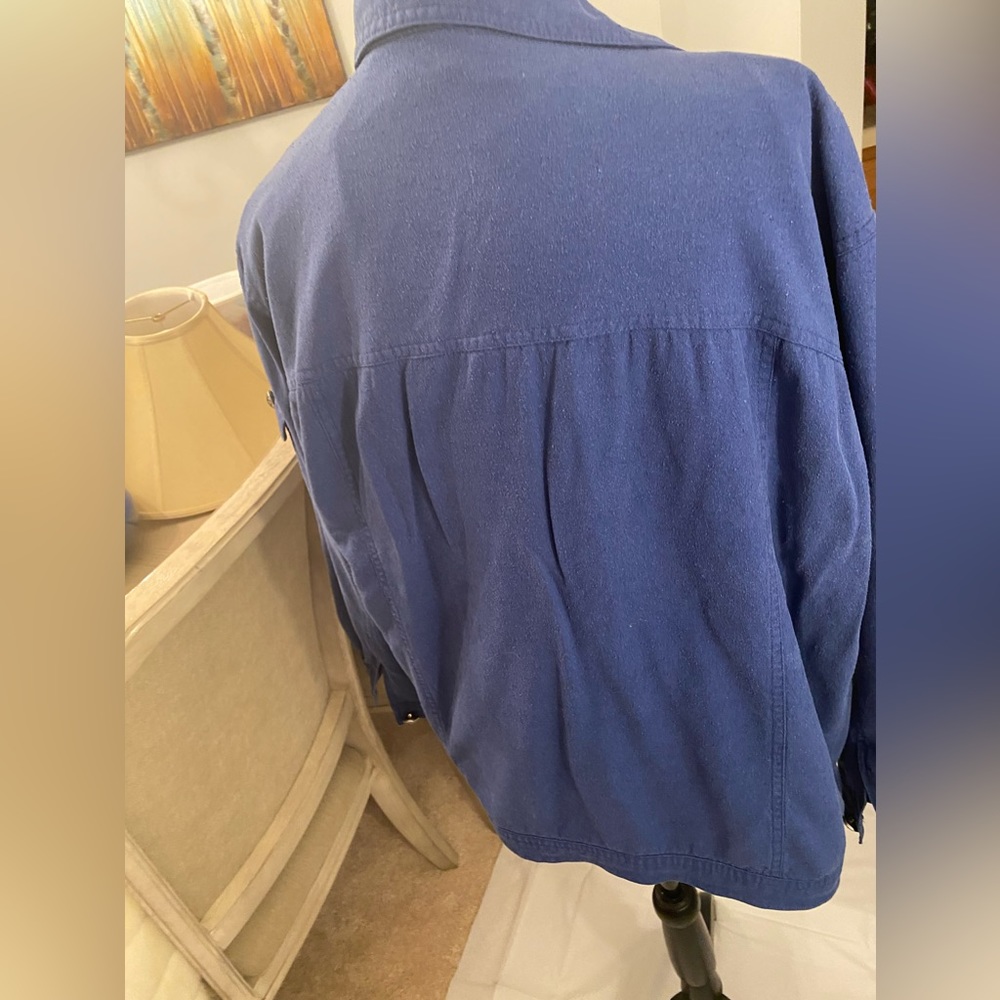 Evr Blue Lightweight Buttoned Jacket - Size Large - image 8